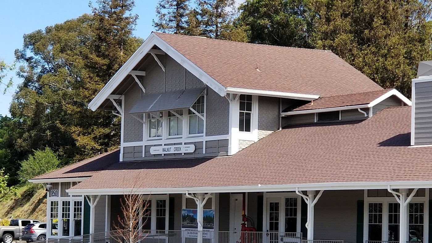 Historic rail depot at 850 S Broadway, Walnut Creek